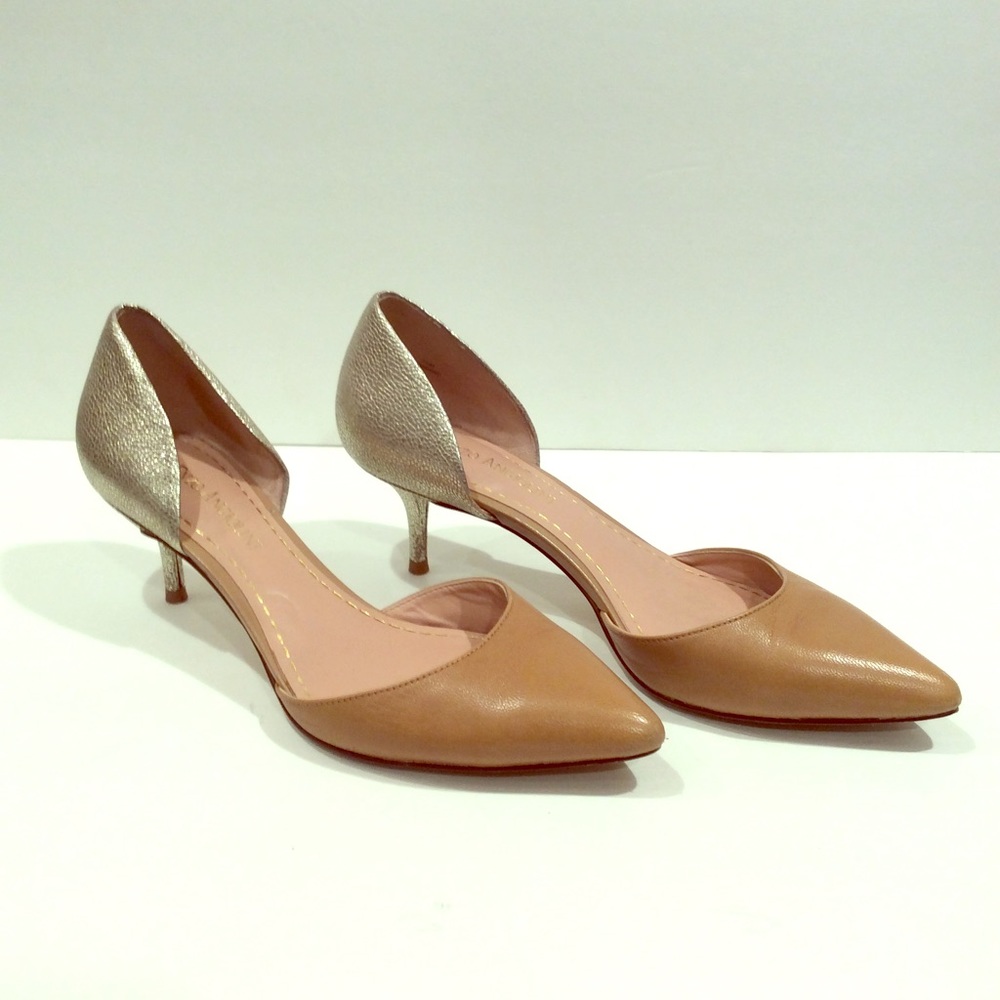 Enzo Angiolini Tan/Gold Kitten Heels